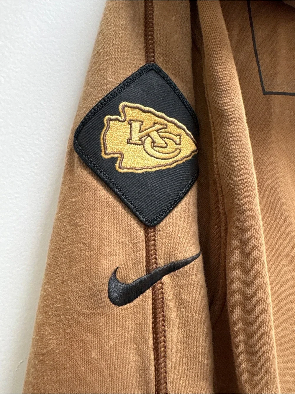 MEDIUM AUTHENTIC 2023 Kansas City Chiefs Salute to Service